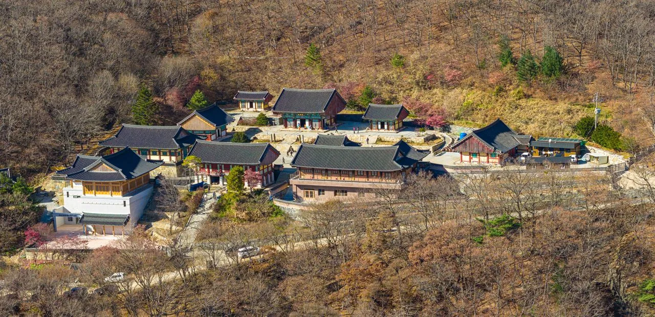 덕유산 적상산 단풍 사진, 낙엽 많음, 적상산 전망대 · 안국사 길
