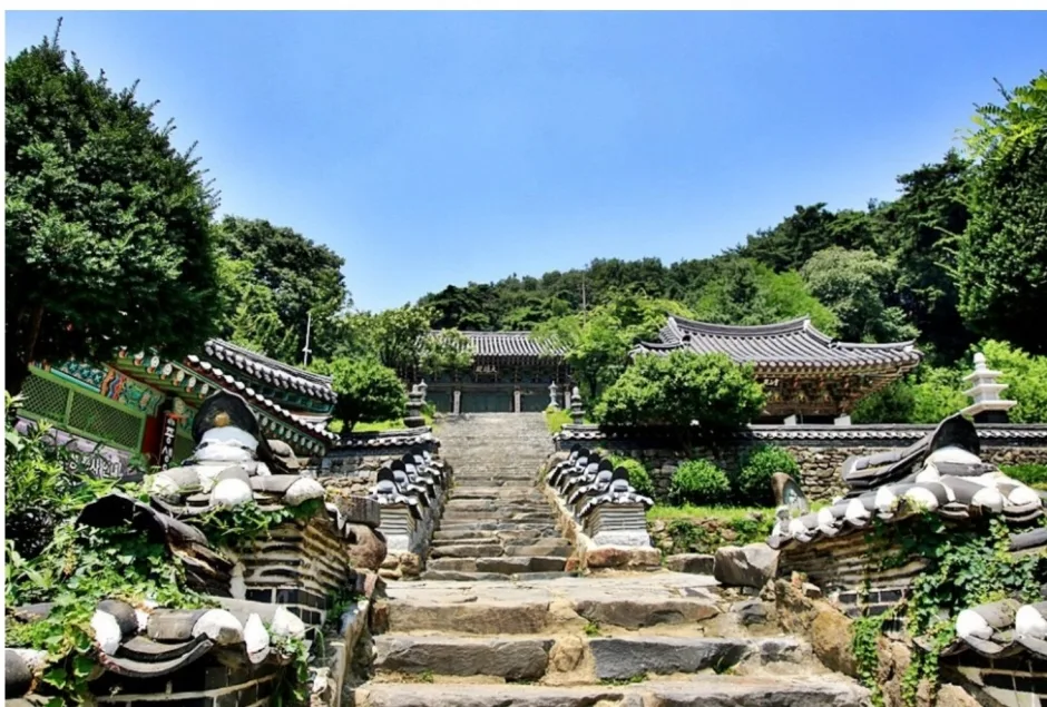 가지산 석남사 입구 단풍 사진, 아직 초록, 석남사 계곡 길