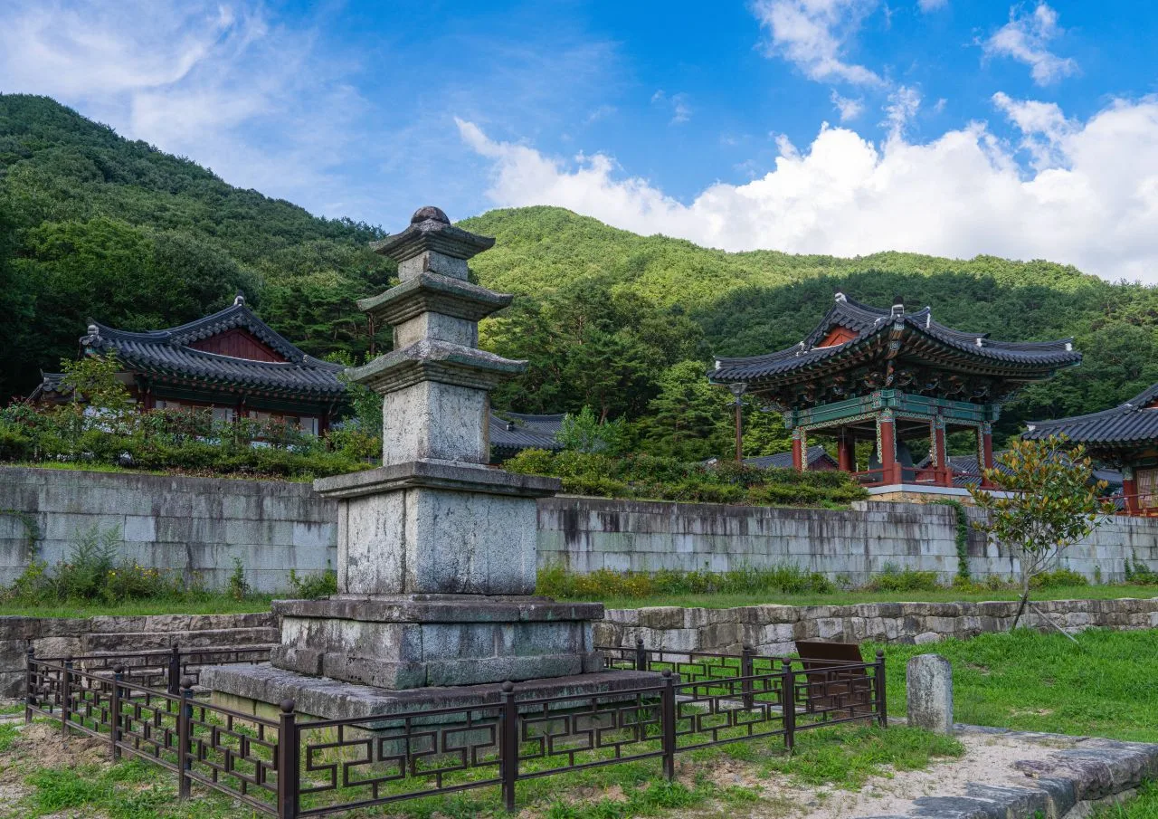 지리산 피아골 단풍 사진, 아직 초록, 연곡사