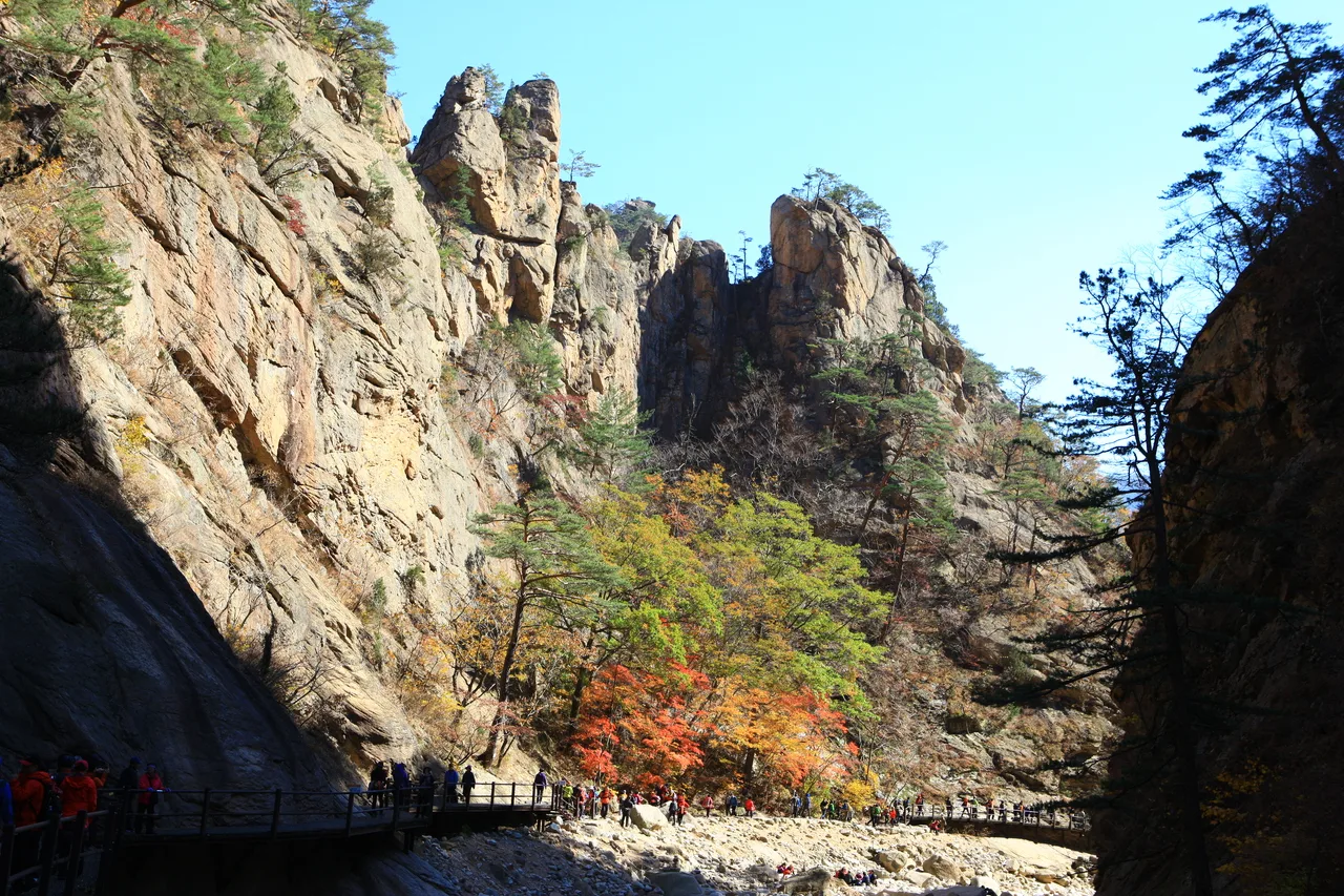 설악산 오색 주전골 단풍 사진, 많이 물듦, 오색약수 · 주전골 길